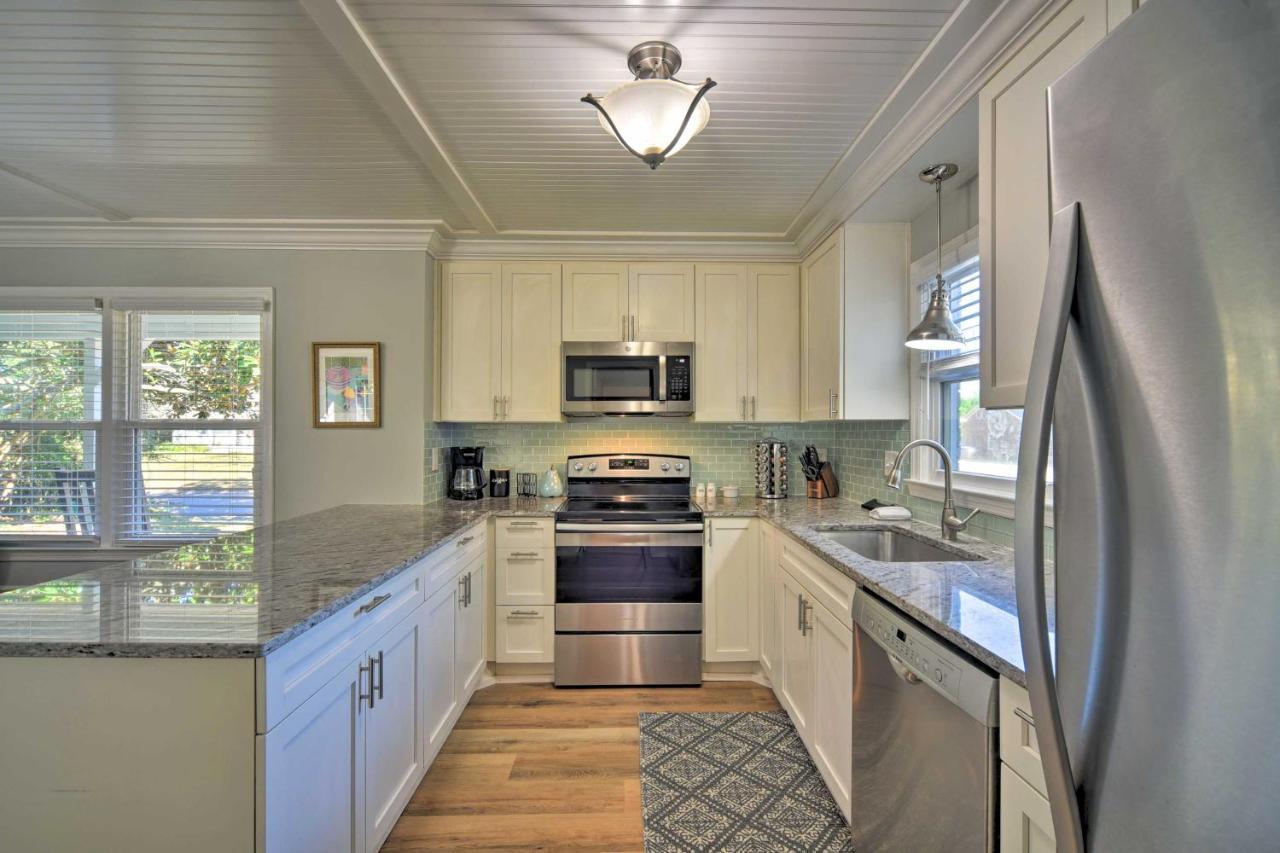 Charming House With Patio, 3 Half Mi To Beach! Charleston Exterior photo